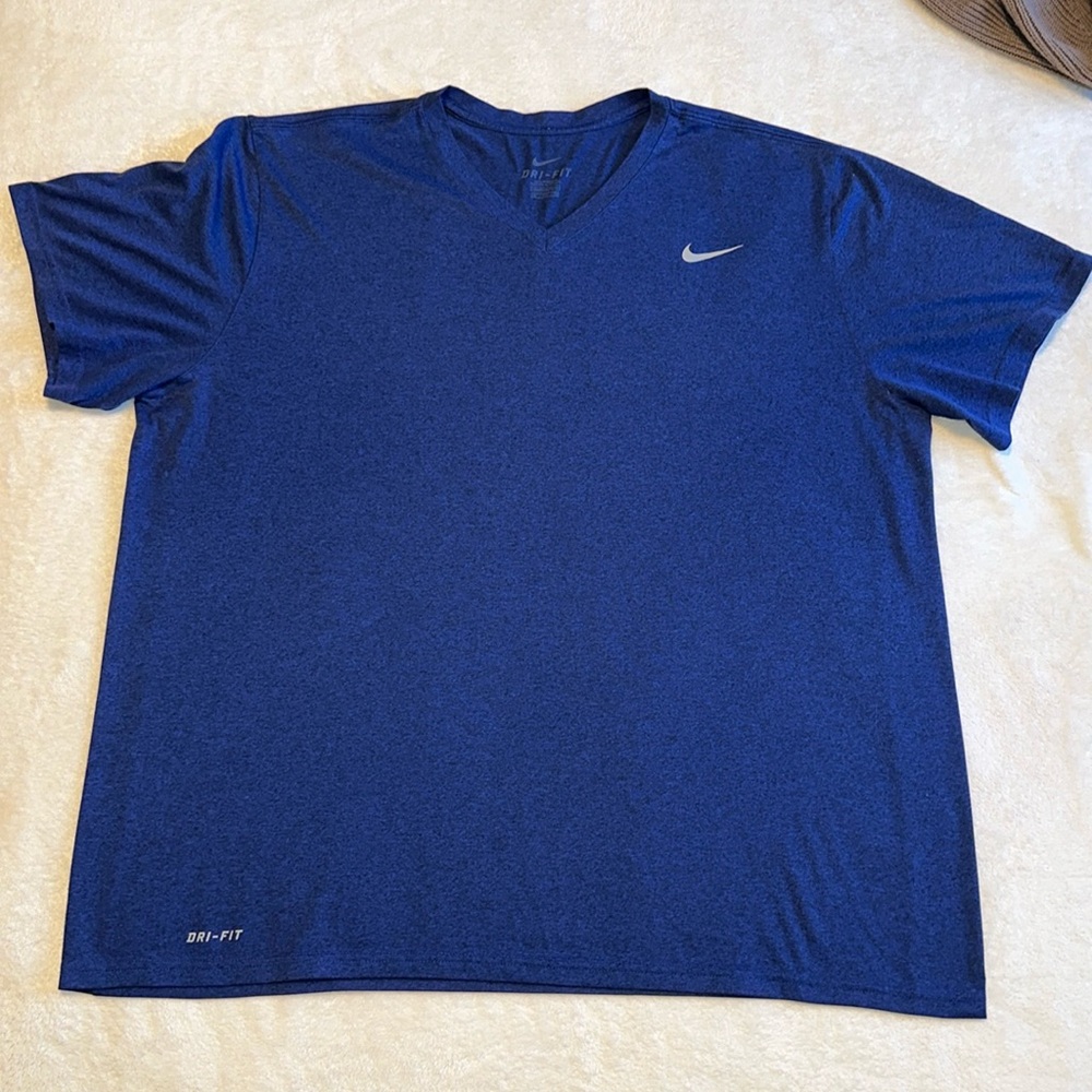 Nike Dri-fit Blue v-neck t-shirt size XXL
